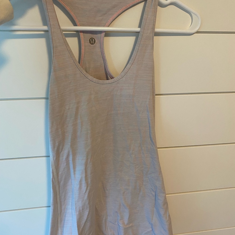 Lululemon tank